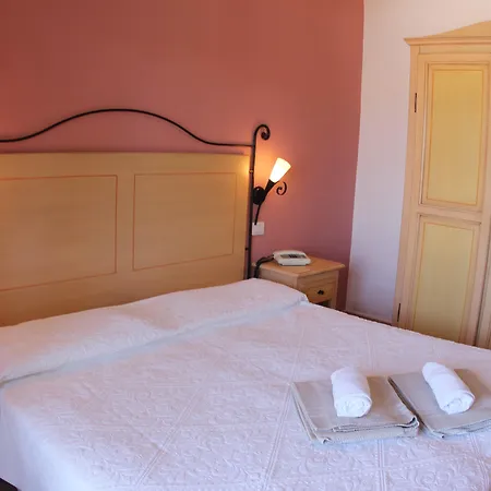 Li Graniti ホテル 4*