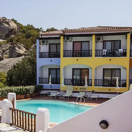 Li Graniti 4* Baja Sardinia